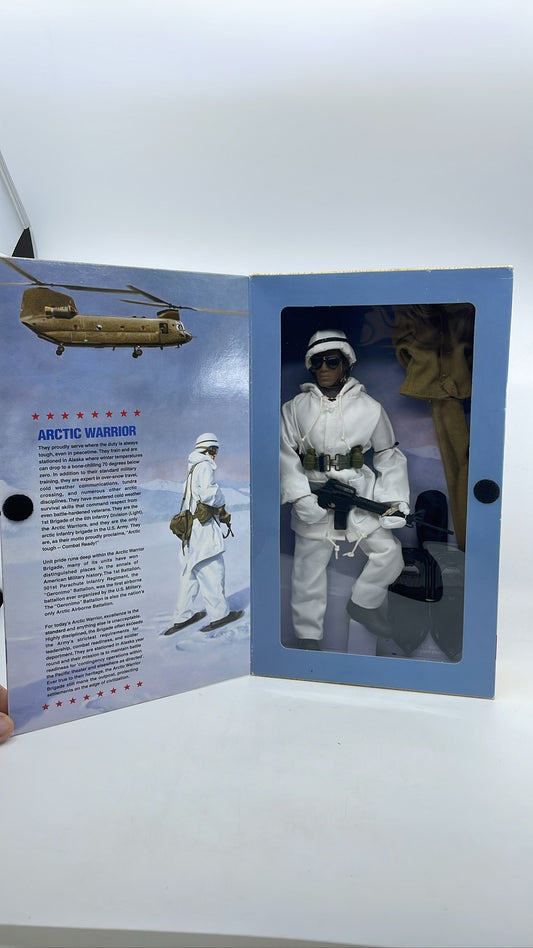 1998 Hasbro GI Joe Classic Collection US Army Coldweather 12 Inch Figure