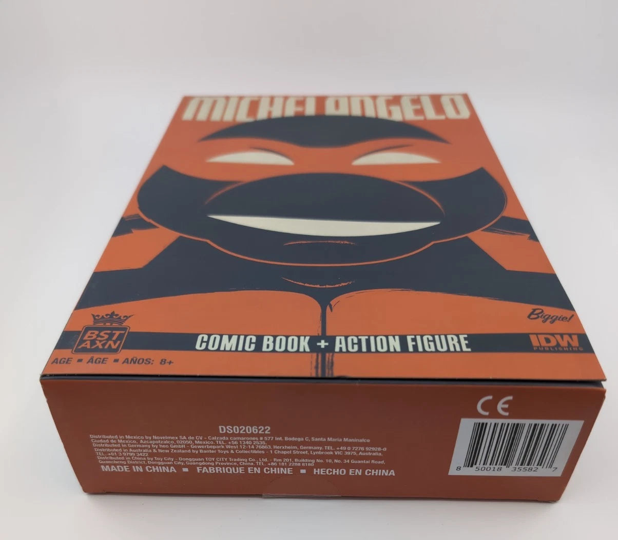 Teenage Mutant Ninja Turtles - Michelangelo - Comic Book & Action Figure BST AXN