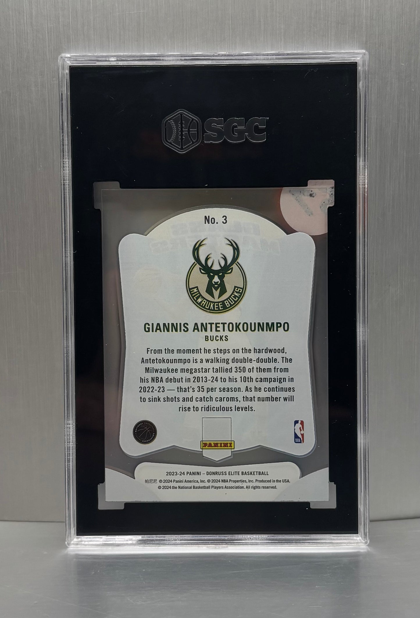 2023-24 Panini Elite #3 Giannis Antetokounmpo Glass Masters SGC 9