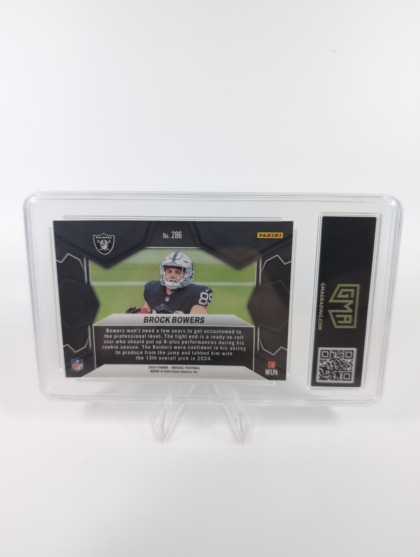 2024 Panini Mosaic - NFL Debut Brock Bowers #286 (RC) GMA 10