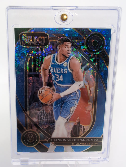 2024-25 Panini Select Courtside Giannis Antetokounmpo #235 Light Blue Disco /99