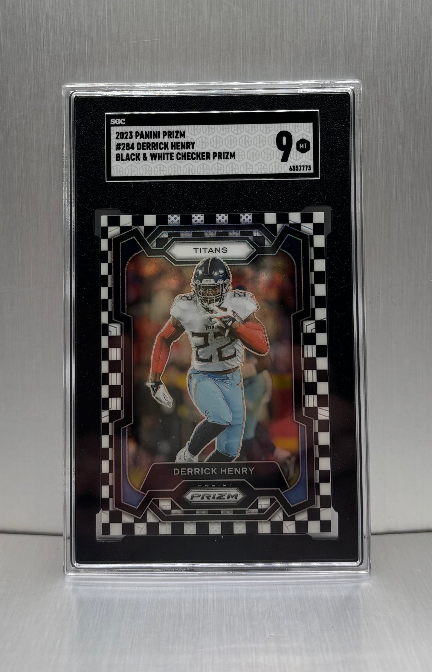 2023 Panini Prizm #284 Derrick Henry Black and White Checker Prizm SGC 9