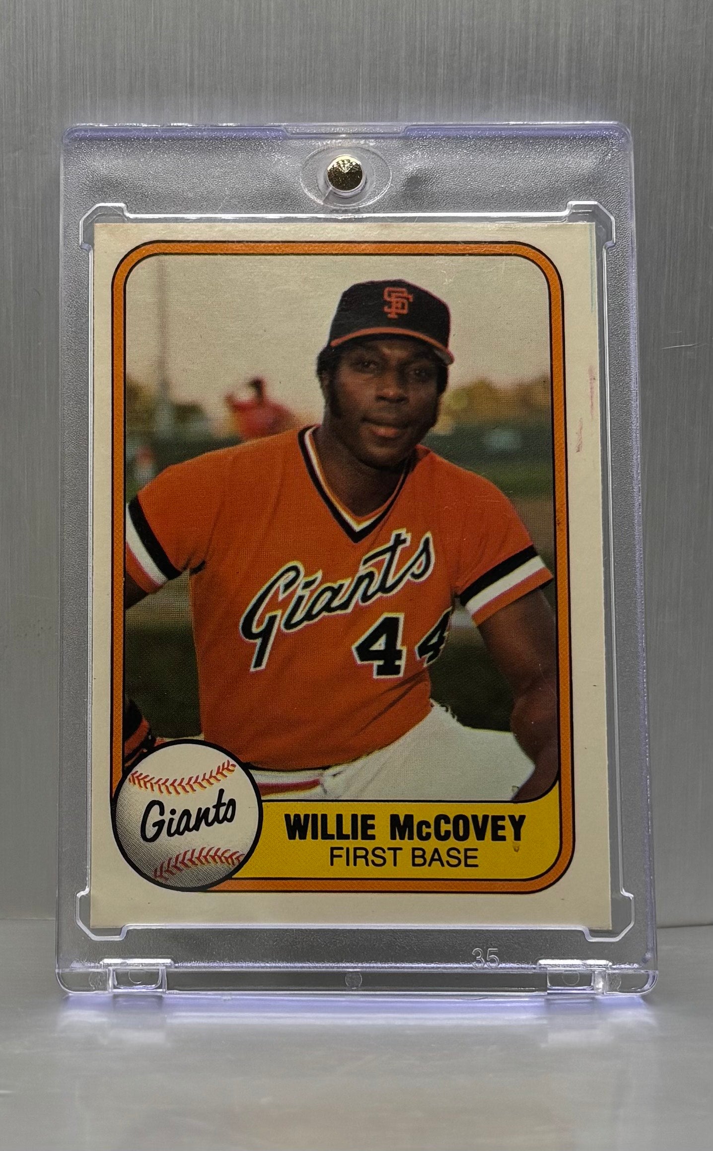 1981 Fleer #434 willie McCovey Giants