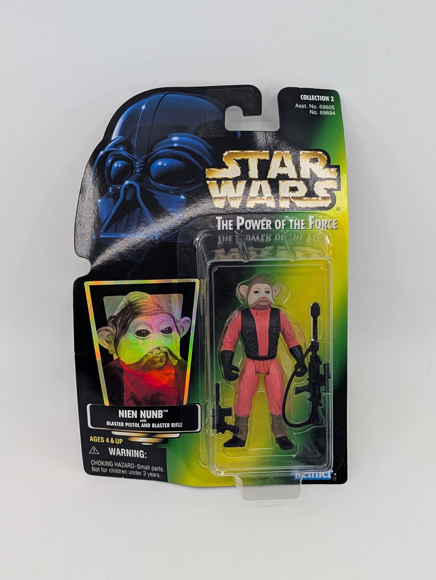 1997 - Star Wars POTF - Nien Nunb Blaster Pistol and Blaster Rifle - Kenner