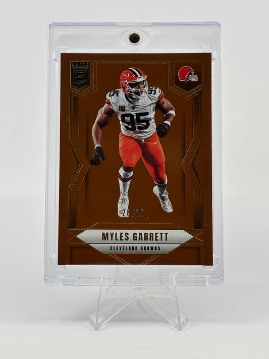 2025 Panini Donruss Elite Myles Garrett Orange Parallel #32 Browns /35