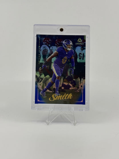 2025 Panini Luminance Roquan Smith Blue Verticle /199