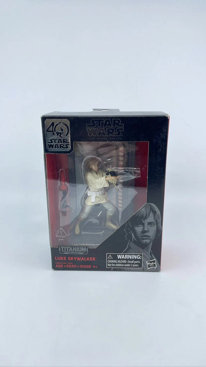 2016 - Star Wars The Black Series - Luke Skywalker Titanium Series - Hasbro